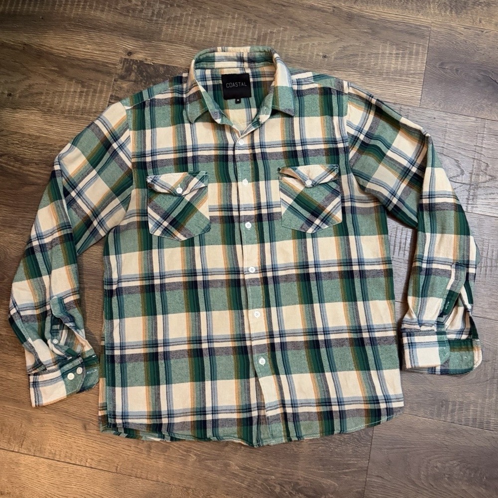 Coastal Mens Medium Green Plaid Flannel Shirt Long Sleeve Button Up
